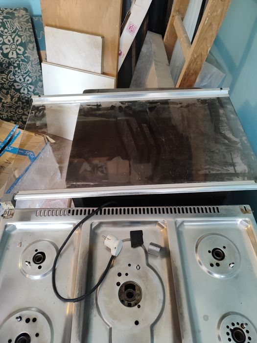 Газовые плиты две штуки