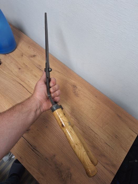 Foarfecă de grădină pt. tuns gardul viu