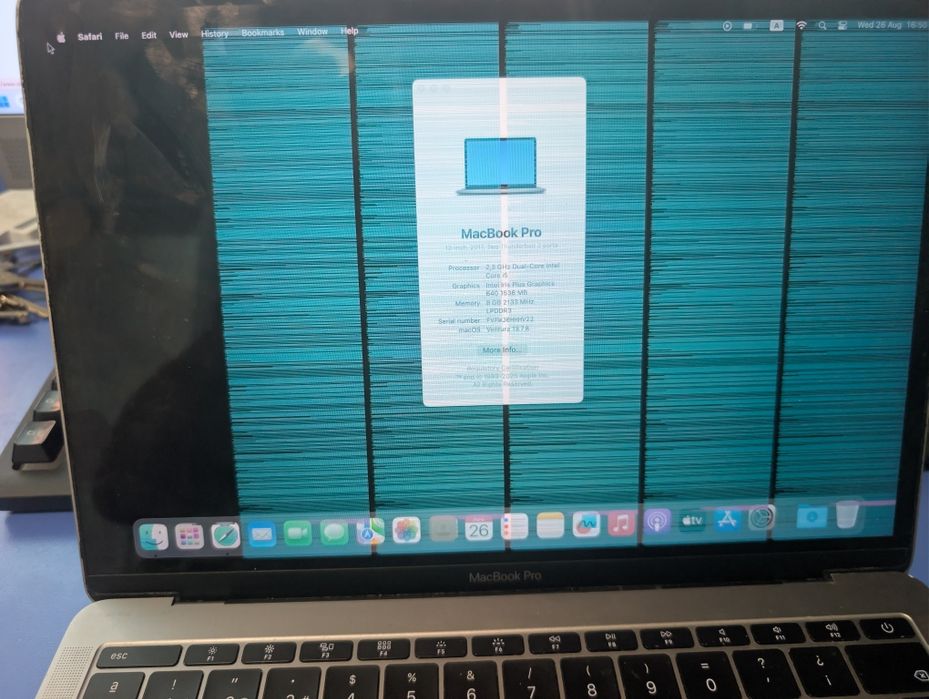 MacBook Pro 13" 2017 (Работещо дъно / Проблем LCD) - Идеален за настолен Mac Mini или части