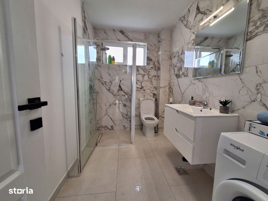 Apartament cu 3 camere, 50 mp, parcare, zona Tineretului