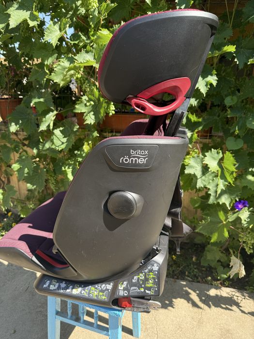 Scaun auto Isofix Britax Romer Advansafix IV R