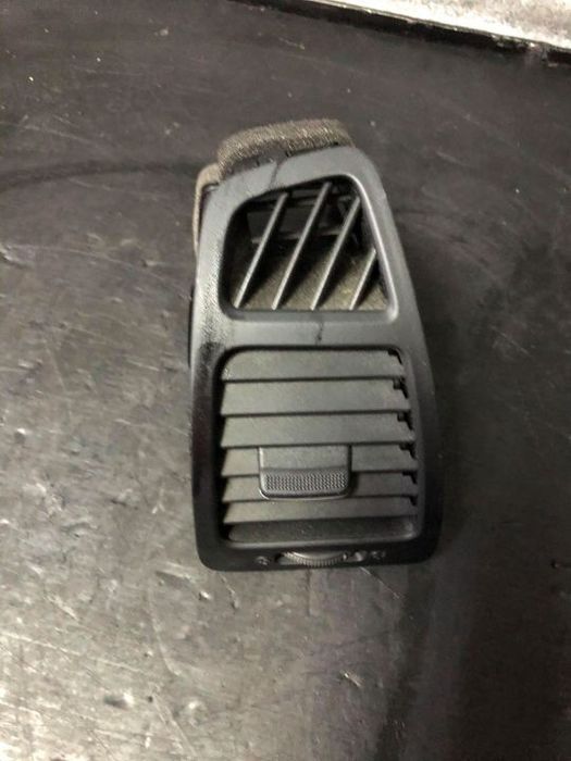 Grila ventilatie stanga hyundai ix20