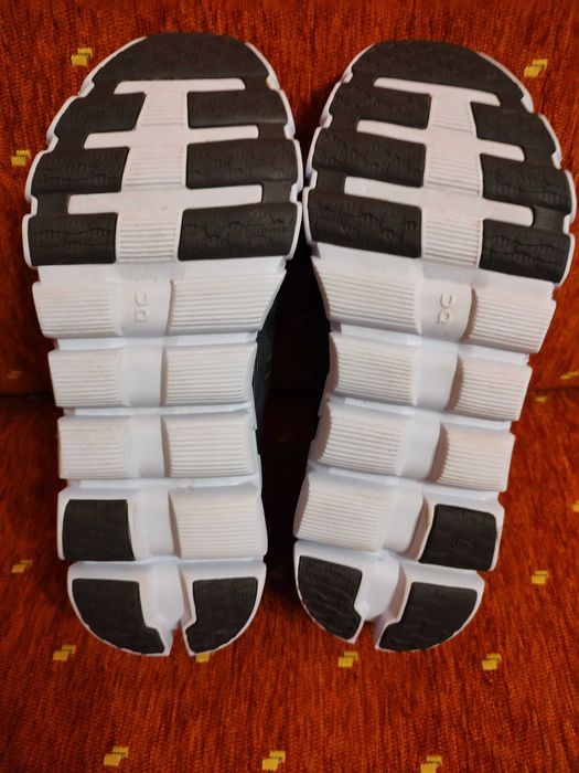 On Cloud-дамски маратонки №40