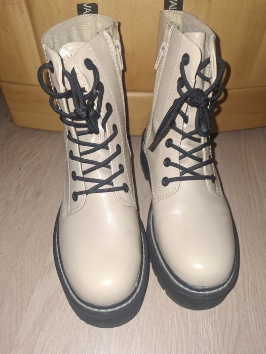 Ghete fete 37.                  .