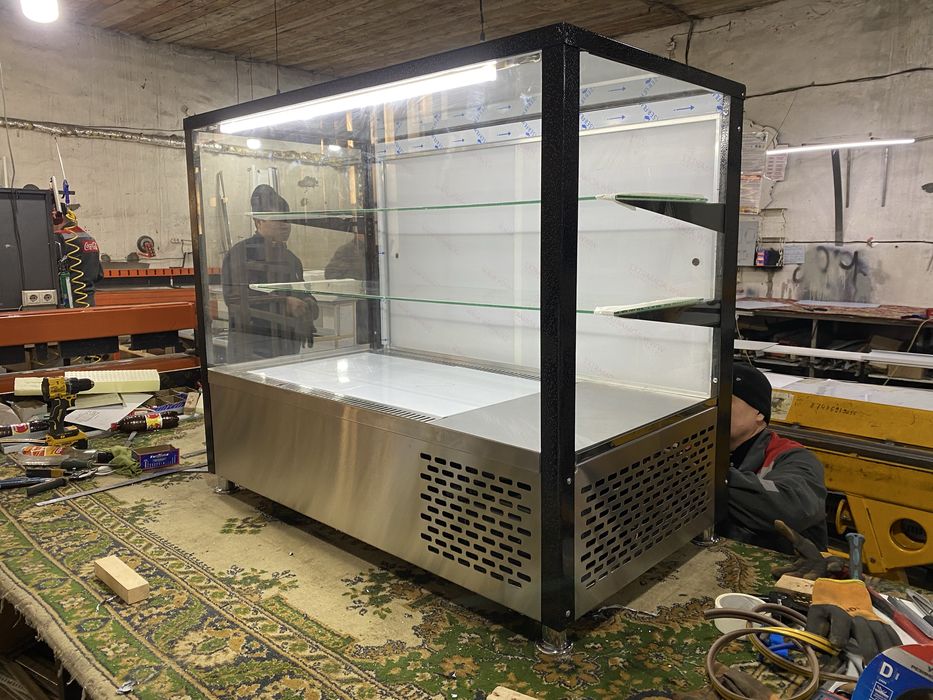 Витринные холодильники кондитерская витрина