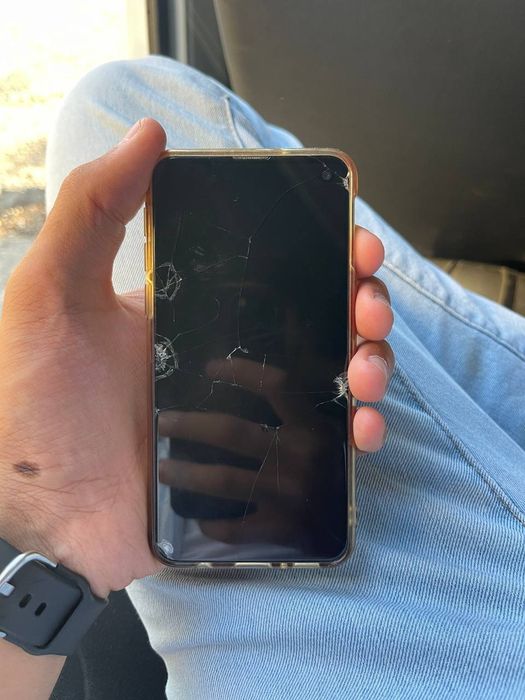 Samsung S10e sotiladi