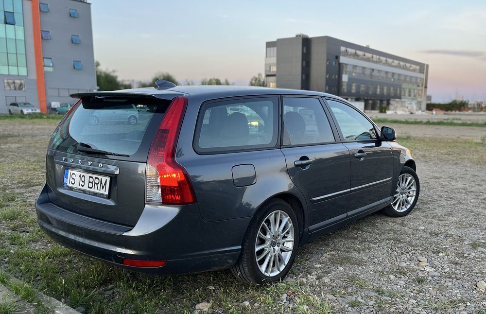 VOLVO V50 2009 — imagine 3
