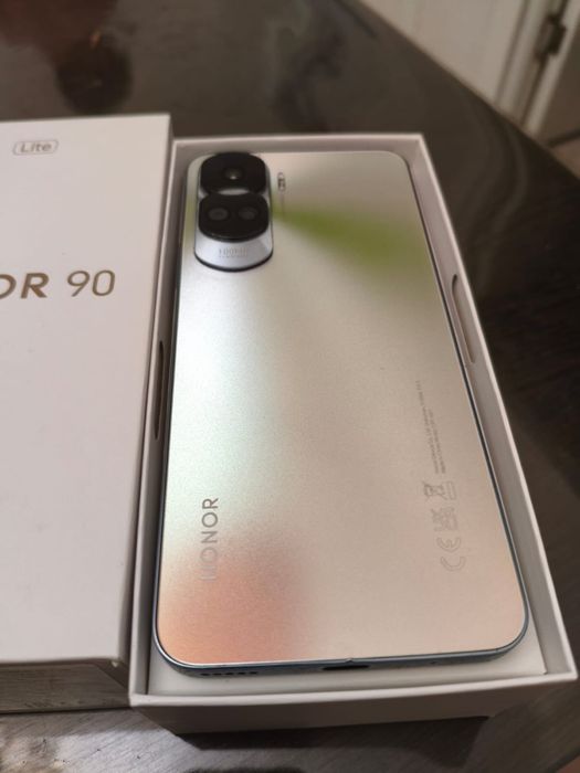 Android Honor 90