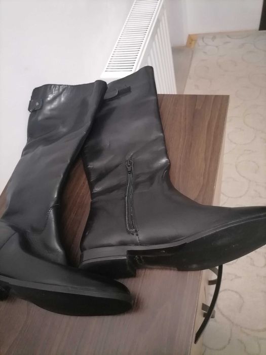 Зимни ботушиот естествена кожа