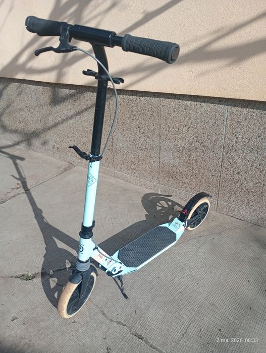 Vând trotineta Oxelo copii, adulti