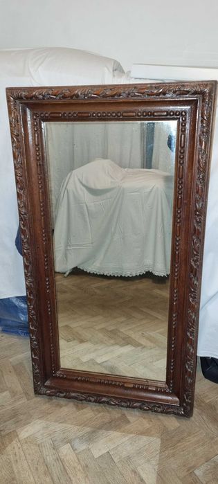 Icoana Veche Pictata pe Lemn si Rama Sculptata de Oglinda