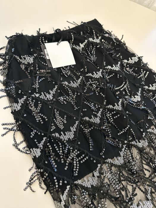 Продам эффектную юбку в пайетках