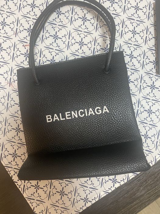 Малка черна кожена чанта Balenciaga  tote bag
