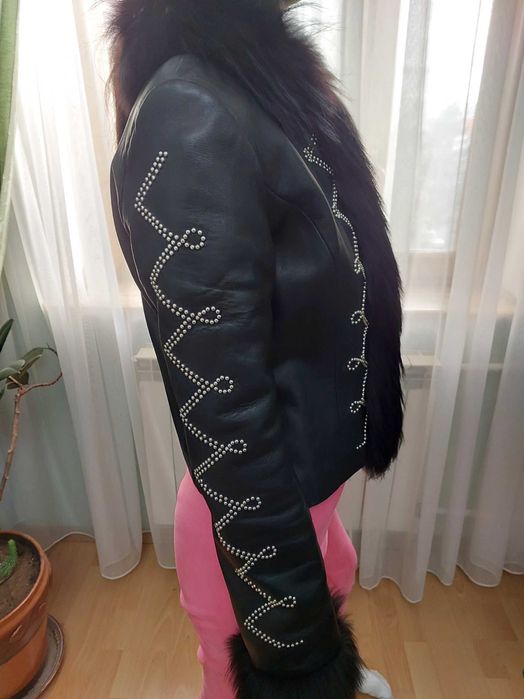 Стильная Кожаная куртка