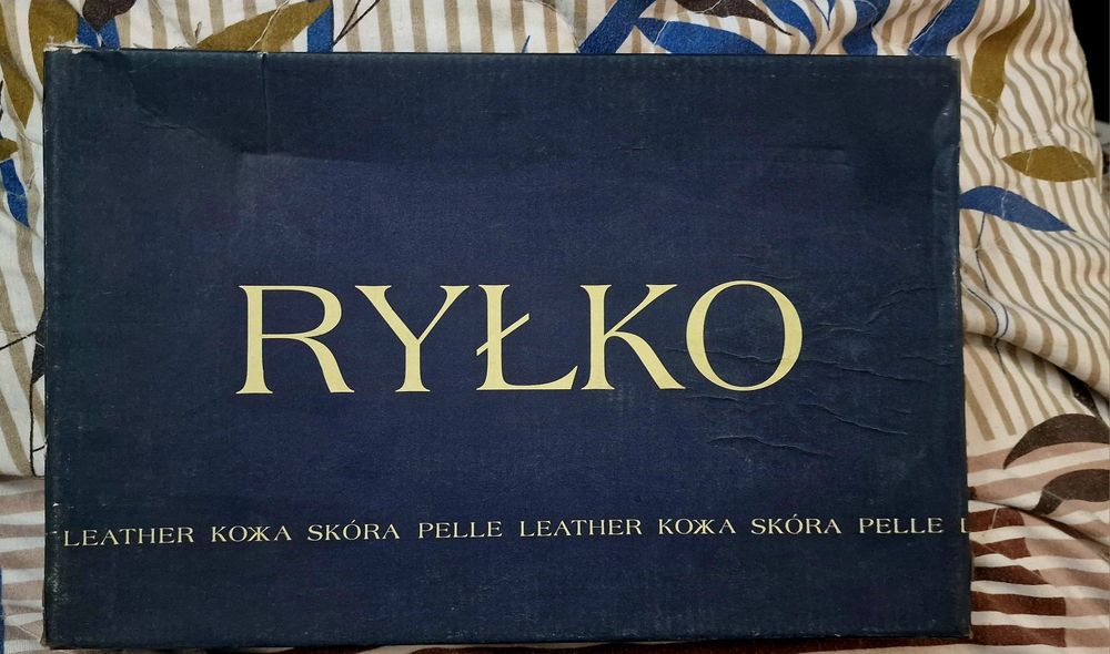 Красивые кожыные туфли