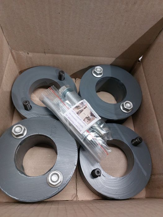 Проектиране, изработка lift kit, тампони, подложки фланци за повдигане