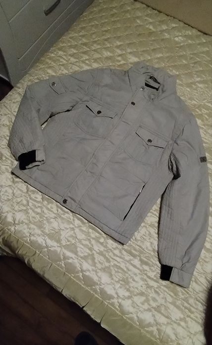 Продам куртки мужские