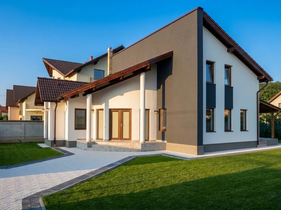 CASĂ DE ÎNCHIRIAT · Râșnov, cartier Primăverii