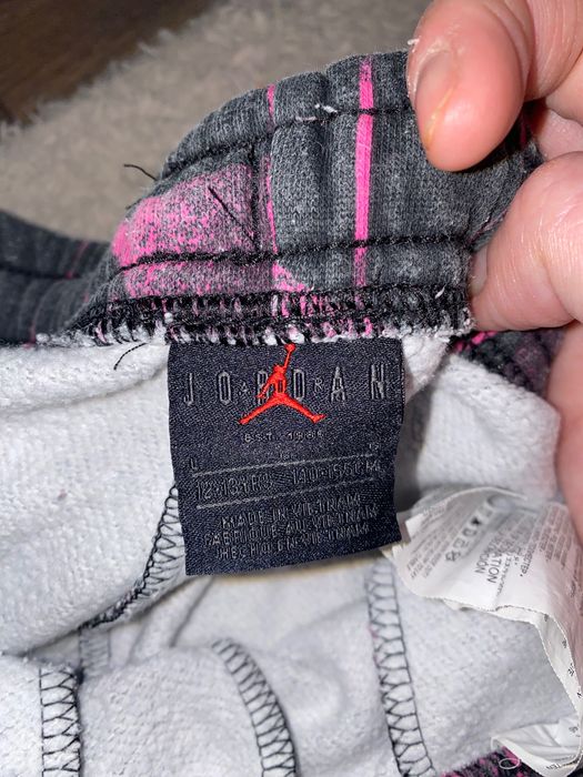 Спортен панталон за момиче, размер 140 Nike air Jordan