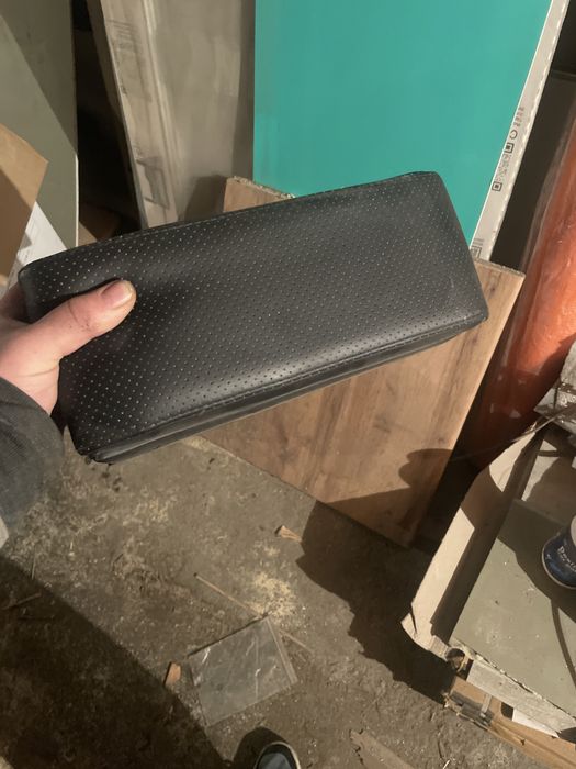 Подлакотник для авто