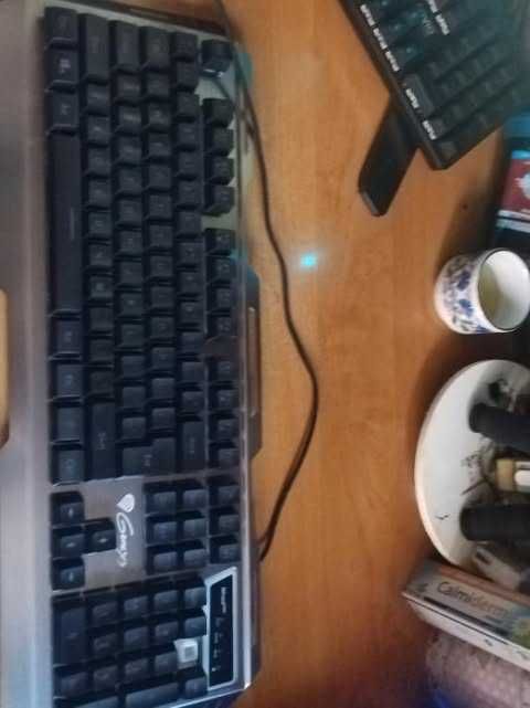 Tastatura genesis rhod 420 rgb