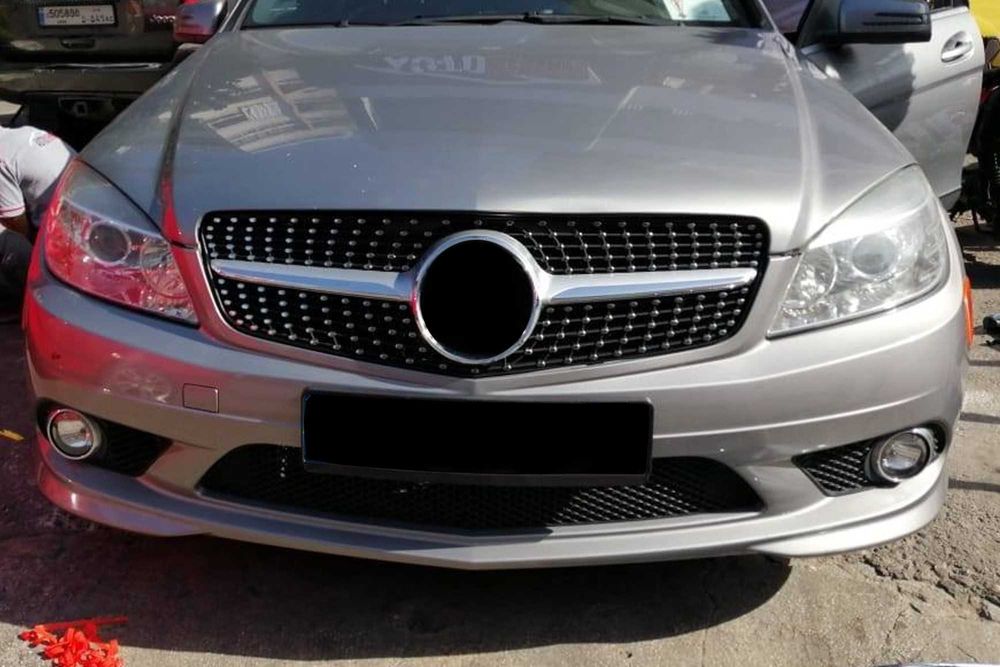 Хром/сива диамантена решетка Mercedes C W204 седан, комби, купе 07-14