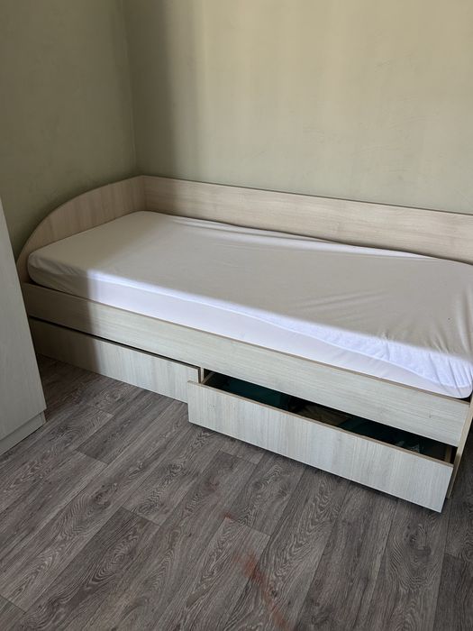 Продается кровать