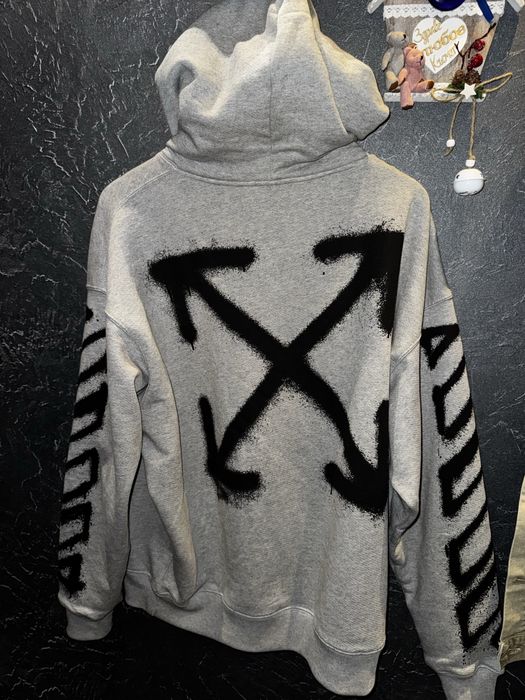 ЧИСТО НОВ 100% ОРИГИНАЛЕН Off-White Spray Can Arrow Hoodie