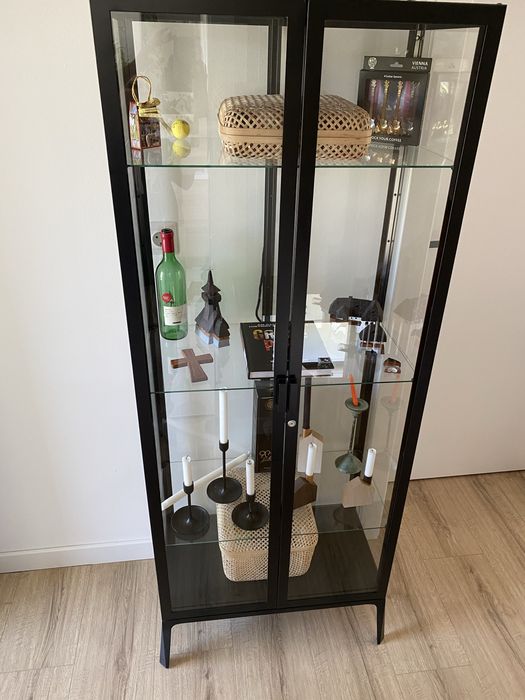 Vitrina Ikea MILSBO