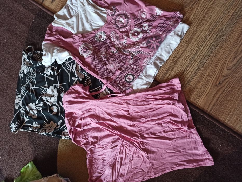 Haine vara mărime S(12buc)+bonus