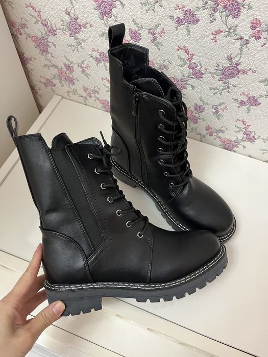 Зимние ботинки новые женские