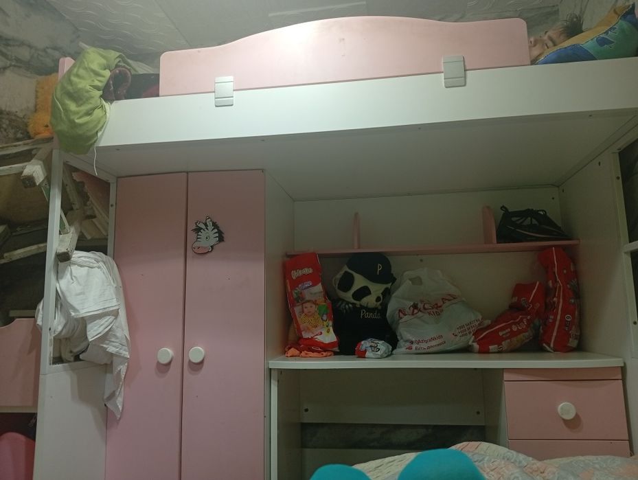 Продается детская 2 х этажная кровать