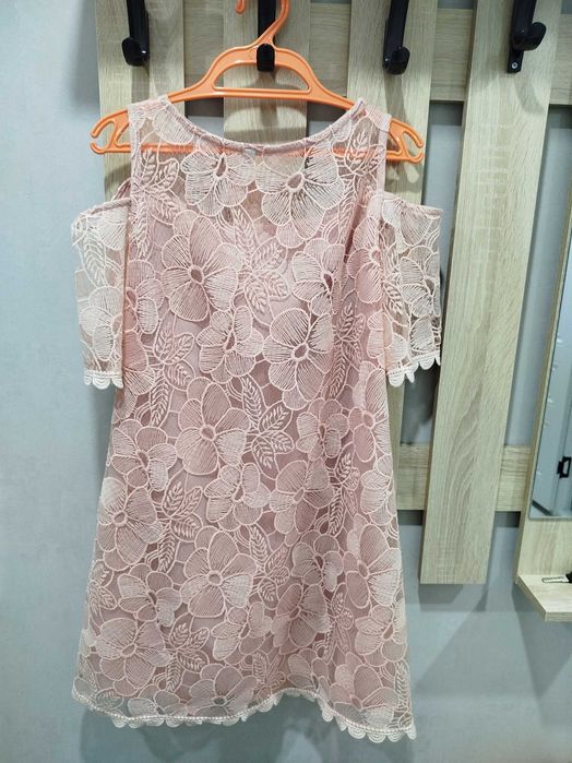 Платья на праздник, выпускной