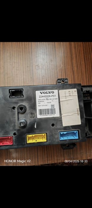 Продавам табло за бушони за камион Волво Евро 6!