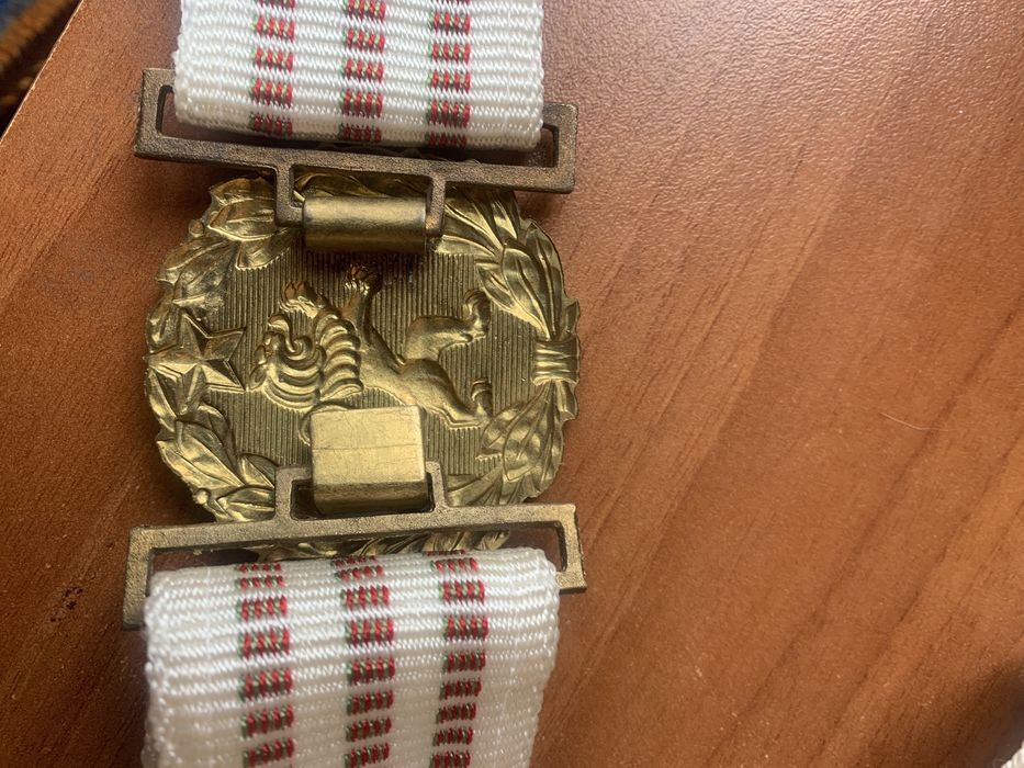 Продавам офицерски параден колан
