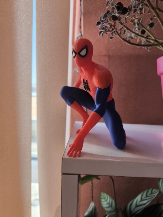 Spiderman фигурка
