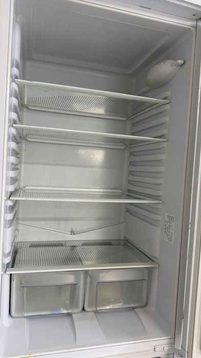 Холодильники.           .