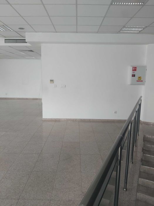 Дава се под наем Офис в София, Център - 160 кв.м за 2200 € - Снимка #3