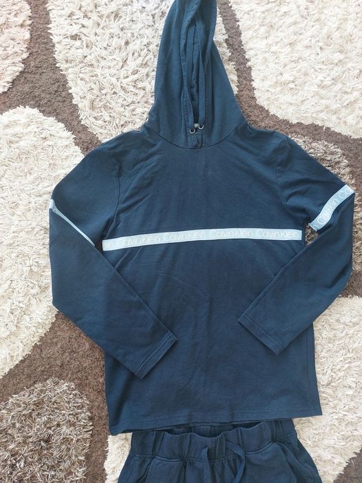 Лот Calvin Klein