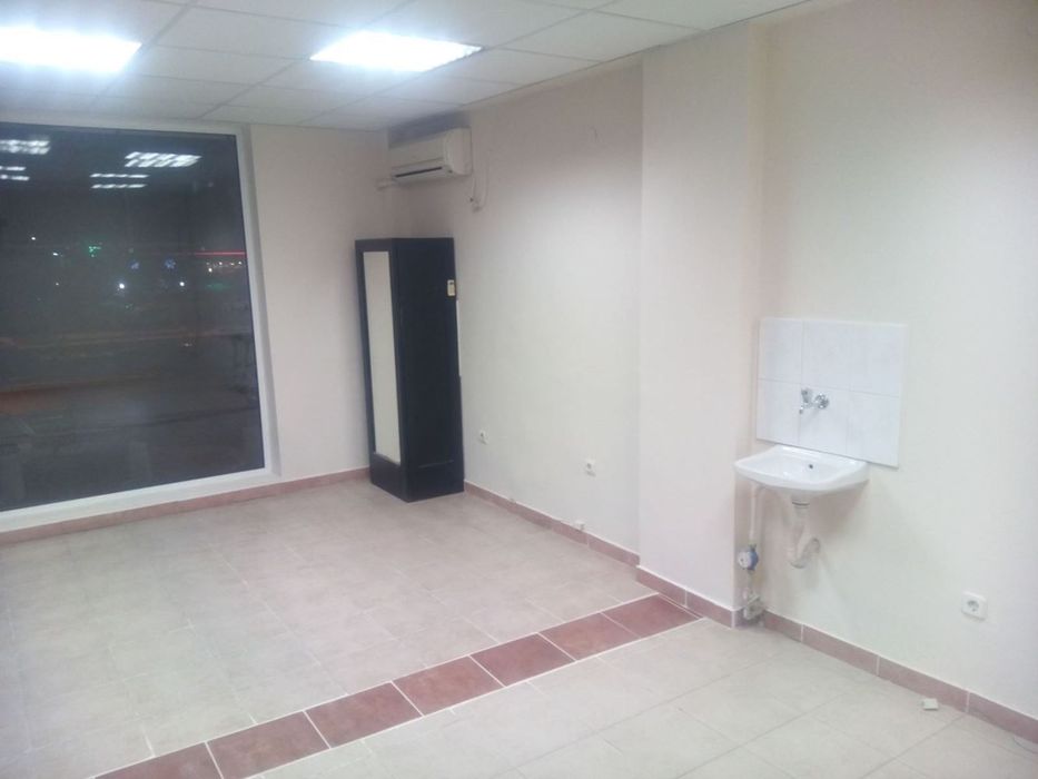 Дава се под наем Магазин в София, Люлин 3 - 20 кв.м за 787.95 € - Снимка #3