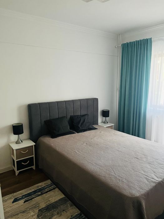 Apartament 3 camere Podu de Fier