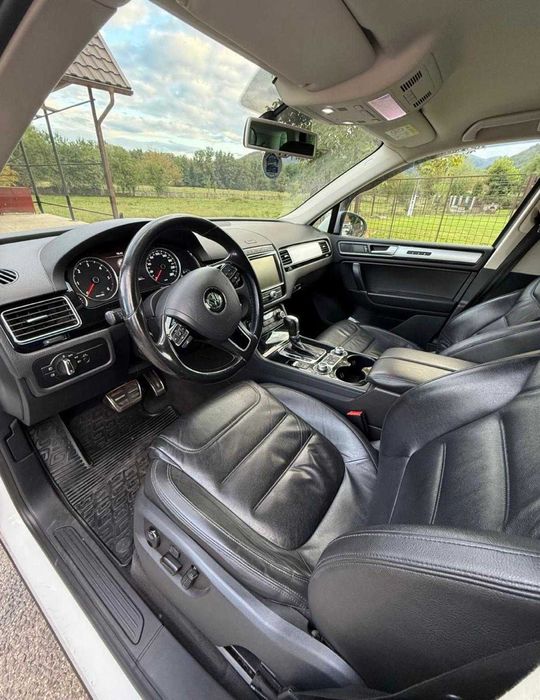 Vând Vw Touareg 3.0TDI V6 262cp Euro6