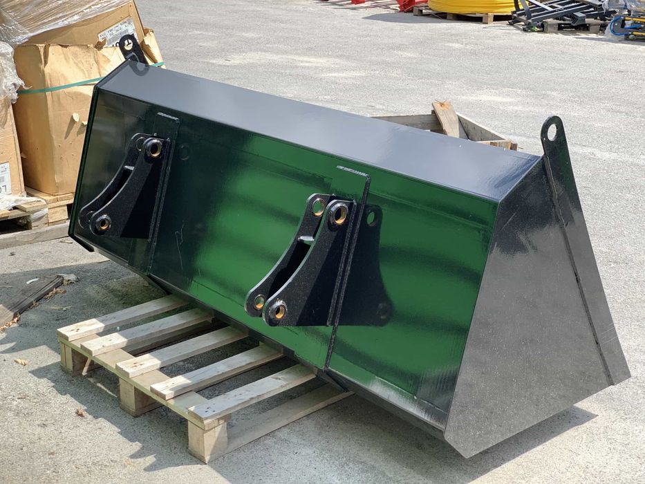 Фронтальный погрузчик КУН ПКУ 0.8