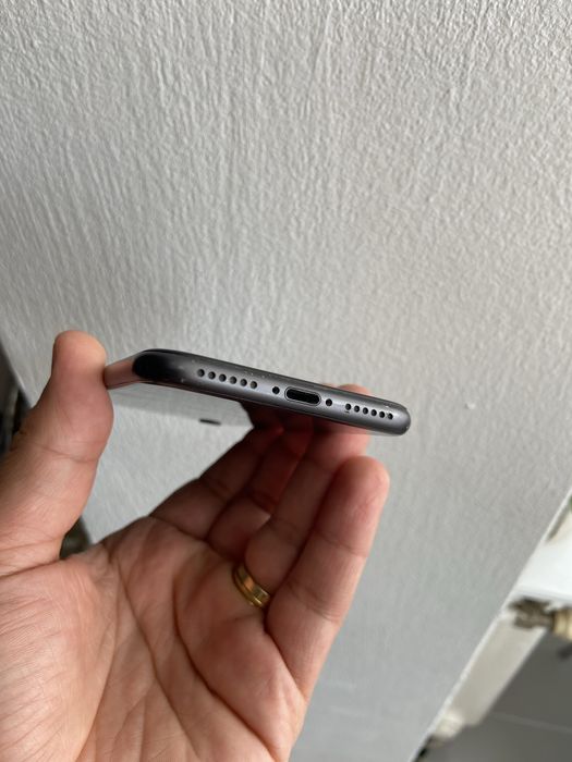 Iphone 8 display, baterie, caracasa/sticla spate