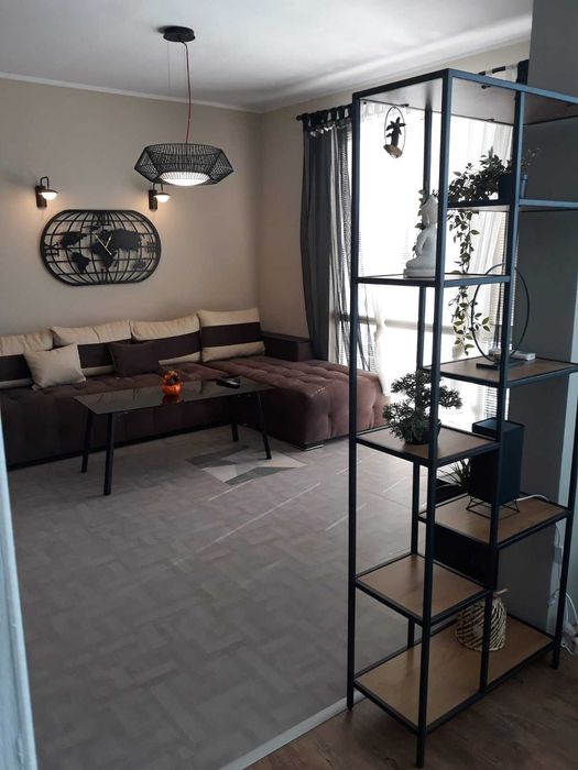 Дава се под наем Тристаен апартамент в Пловдив, Кючук Париж - 110 кв.м за 620 € - Снимка #1