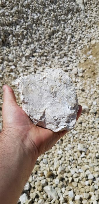 Piatra de calcar concasata