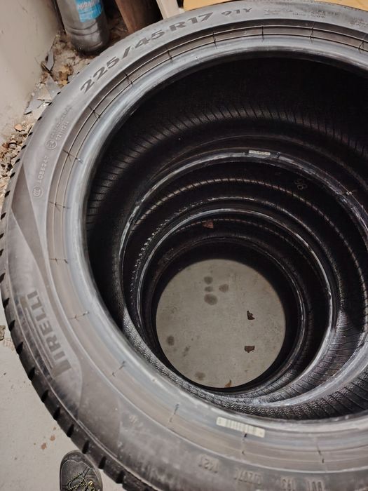 225/45/17  4buc vara impecabile