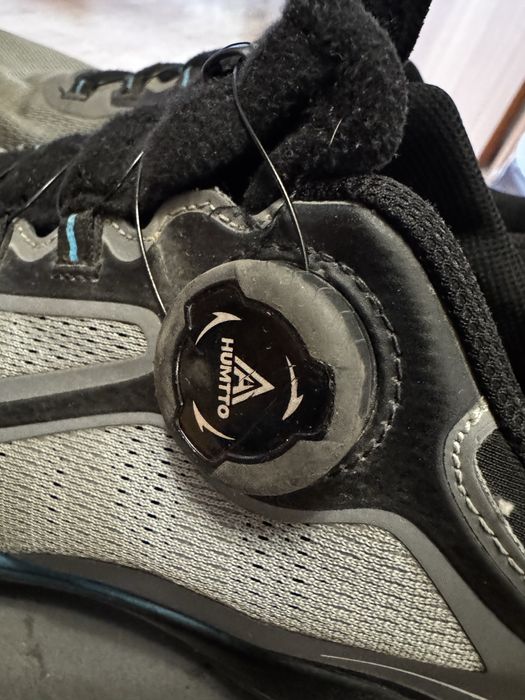 Трэкинговые кроссовки Humtto