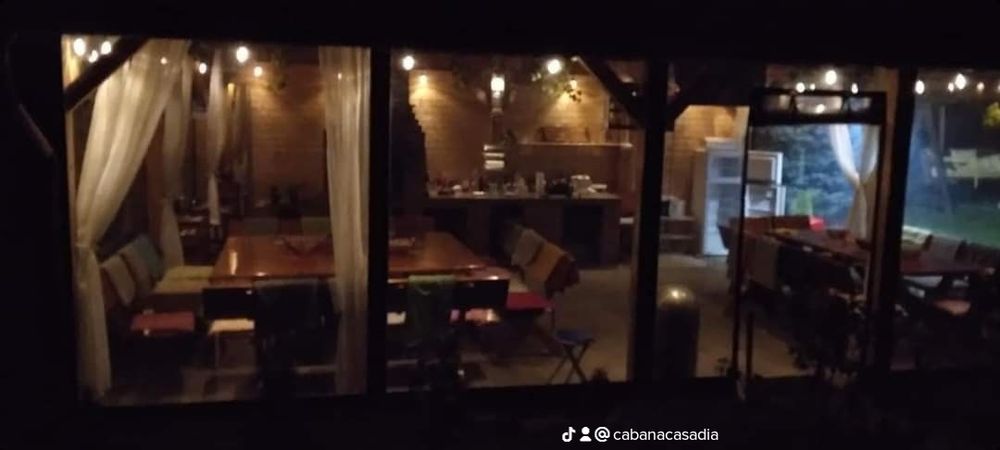 Închiriez locație evenimente Cabana Casa Dia