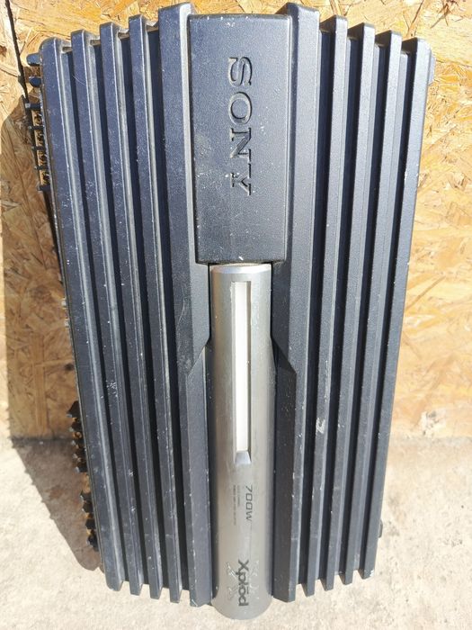 Subwoofer auto MAC+Amplificator auto Sony.